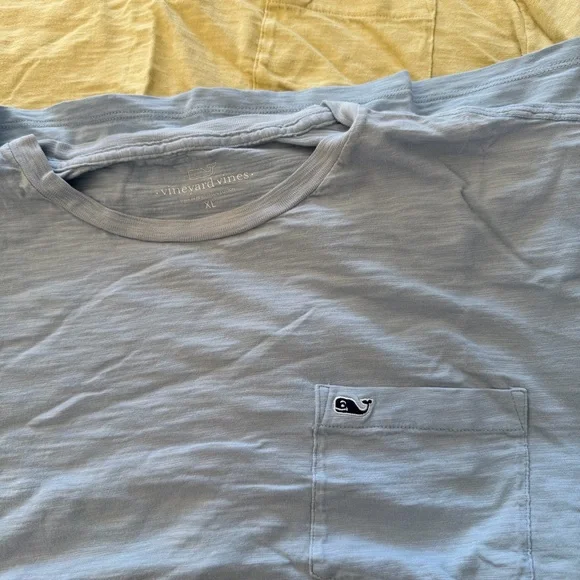 3 pack Vineyard Vines Pocket Tees - Picture 3 of 5